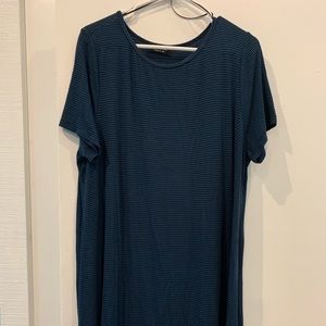 Women’s dress